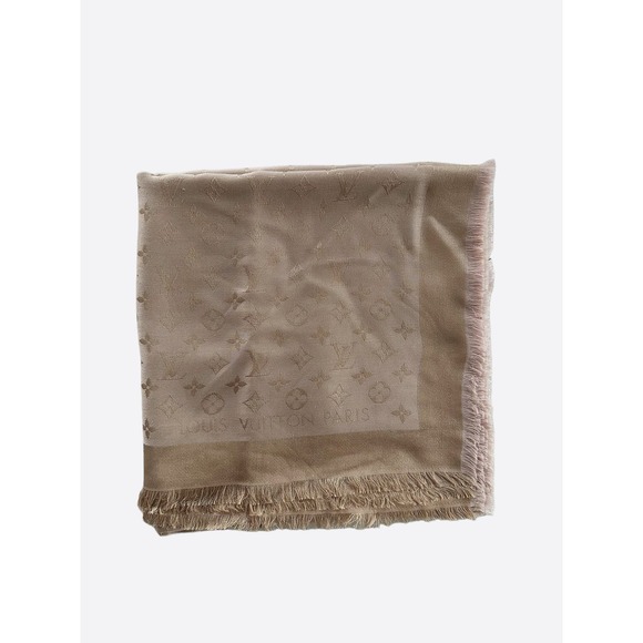 Louis Vuitton Ecru Monogram Blanket Shawl - Picture 3 of 4